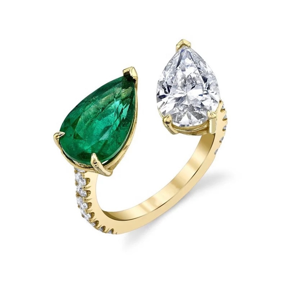 925 Sterling silver.Band 1.6mm.Main stone:Zircon.Ring size 8.Adjustable